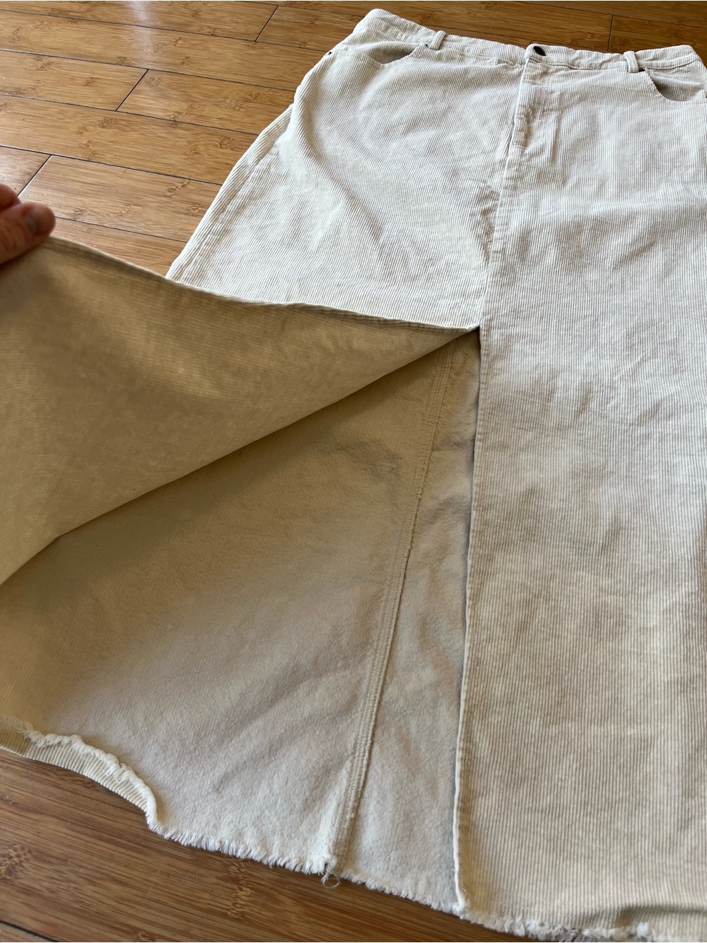 Mystree Cream High-Waist Western Corduroy Midi Skirt with Front Slit Raw Hem - Picture 9 of 11